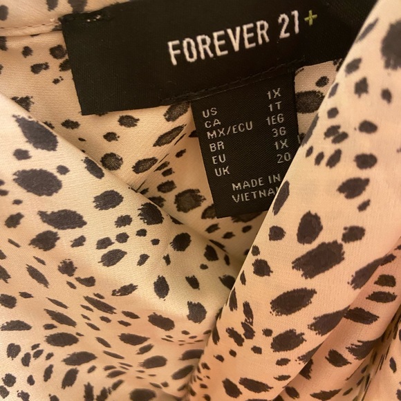 F21+ spotted mini dress - Picture 2 of 2